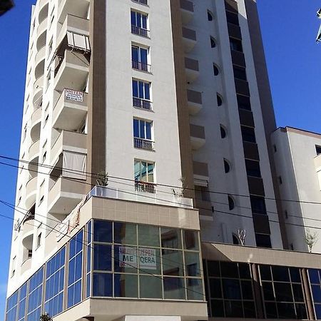 Ferienwohnung Rezidenca Shopi Elbasan Exterior foto